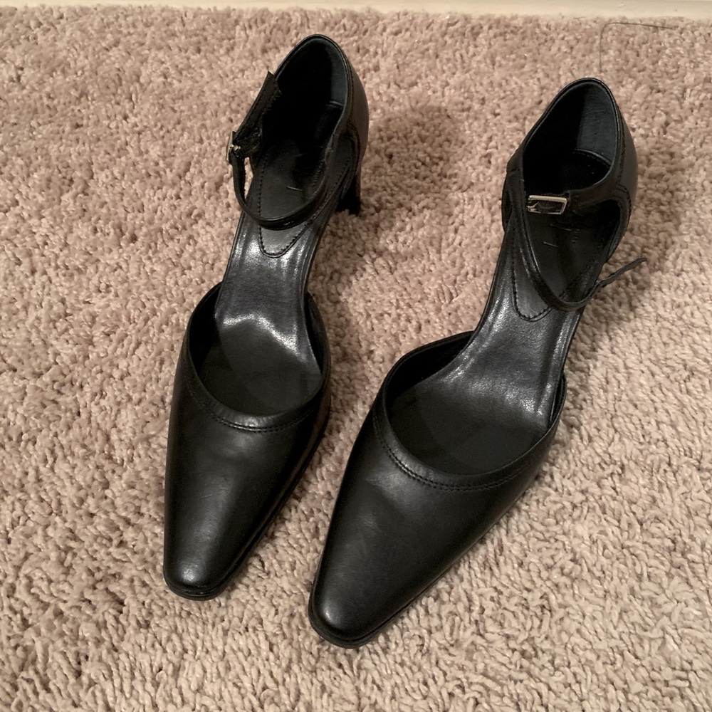 Ann Taylor Loft Kitten Heel